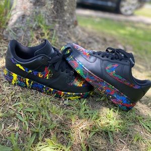 Custom shoes